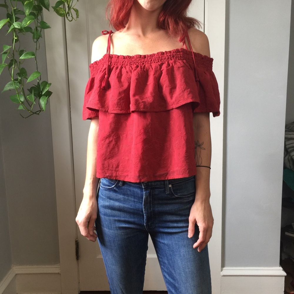 Lovers + Friends Red Embroidered OTS Shirt Blouse - Picture 7 of 8